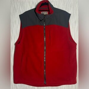 Duluth Trading Co Men's Red and Grey Vest